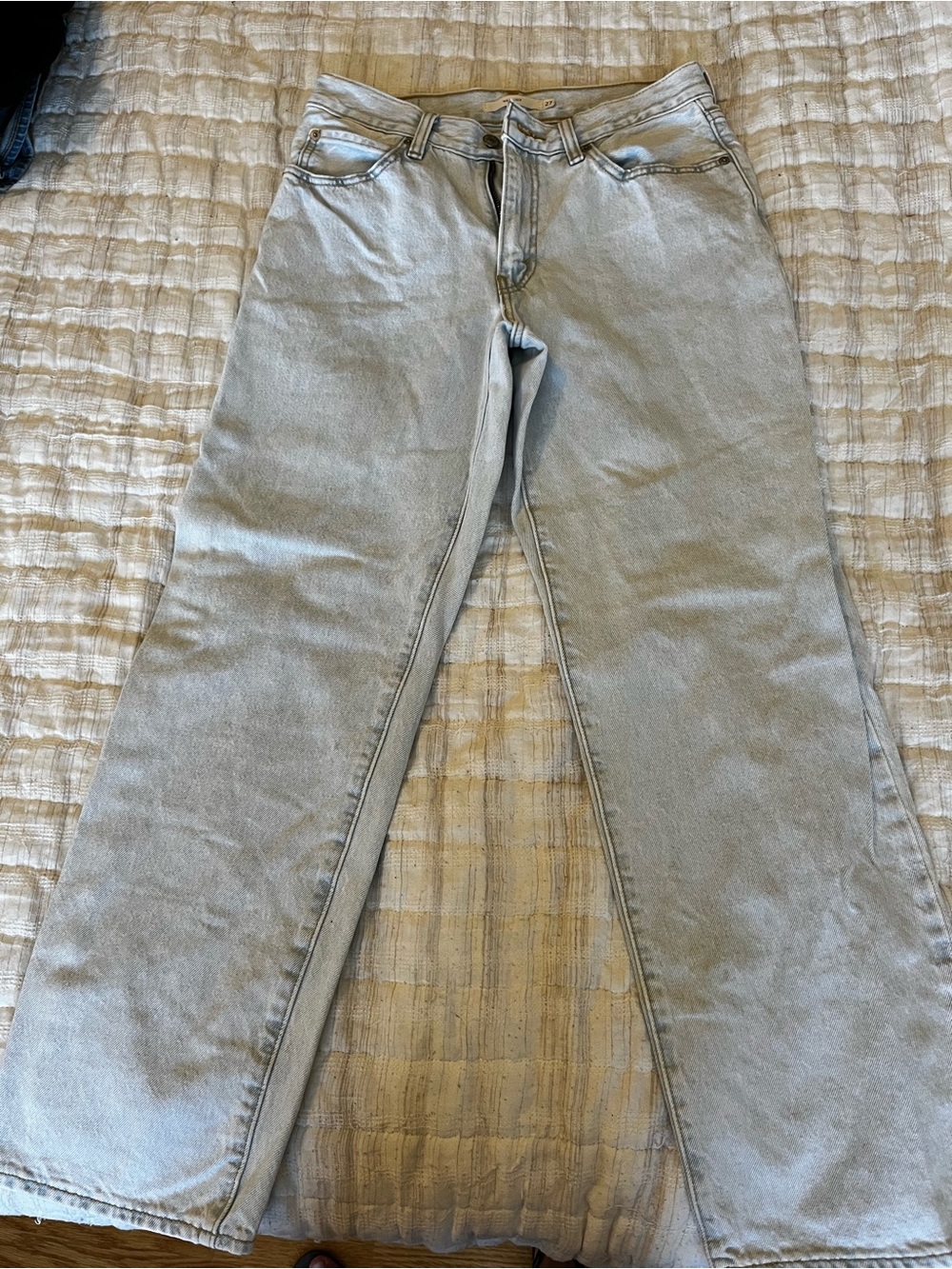 Levi’s 94 Baggy Jeans Size 27 Light Wash Wide Leg Like New Never Worn